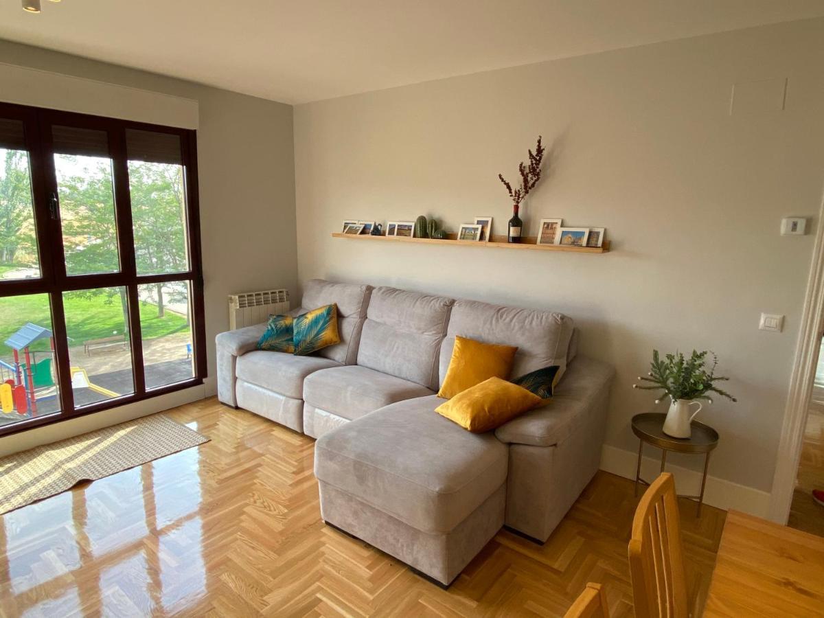 Apartamento Ideal A La Entrada De Salamanca !!! Santa Marta de Tormes Exterior foto