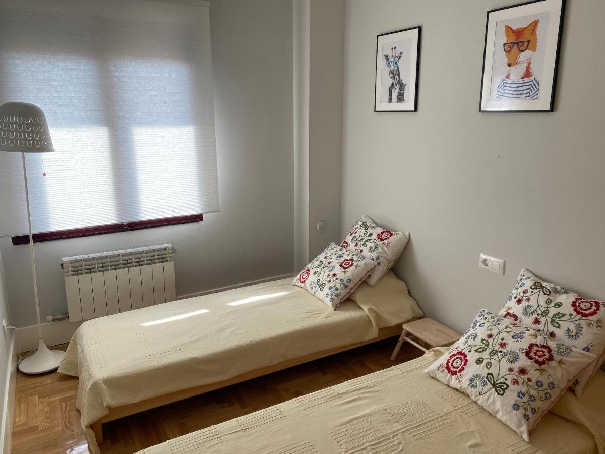 Apartamento Ideal A La Entrada De Salamanca !!! Santa Marta de Tormes Exterior foto